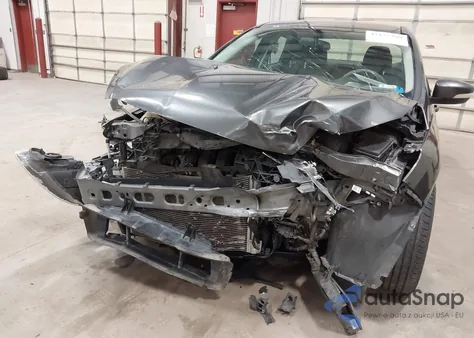 2017 Ford Focus Se z USA, uszkodzony, nr VIN 1FADP3F28HL314308